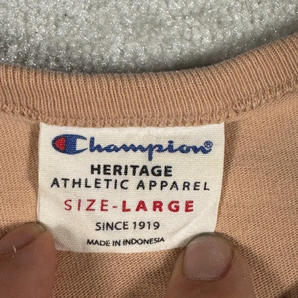 Champion Heritage Graphic T-Shirt Mens Large Tan Salmon Script Logo Cotton T1919 - Picture 6 of 8